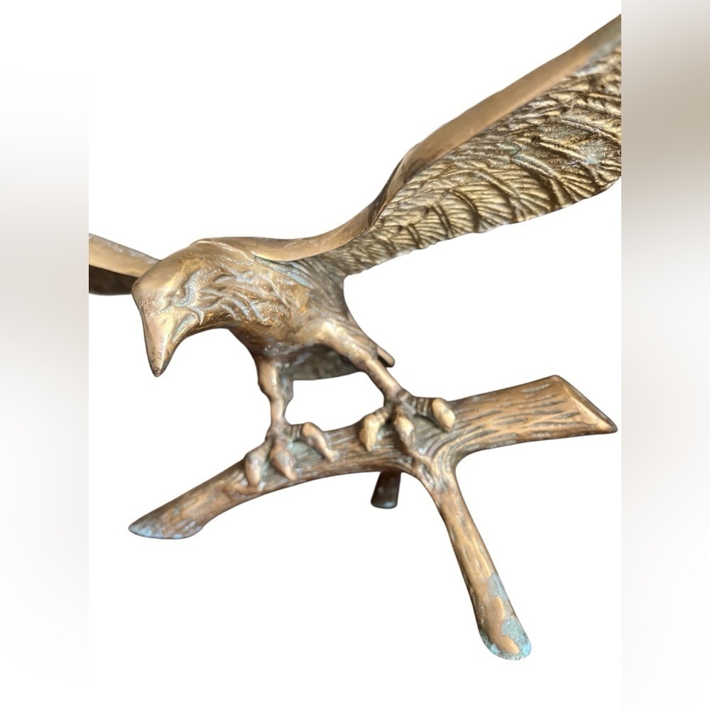 Vintage brass antique eagle soaring figurine - Picture 3 of 6